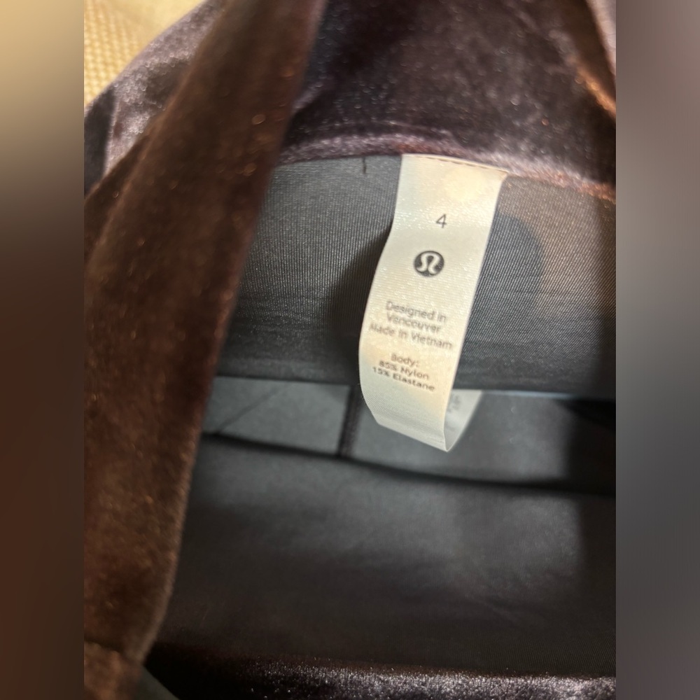 Lululemon✨NWT✨All Aligned Long Sleeve✨Crushed Velvet Interstellar Dark Grey✨4 - Picture 6 of 16